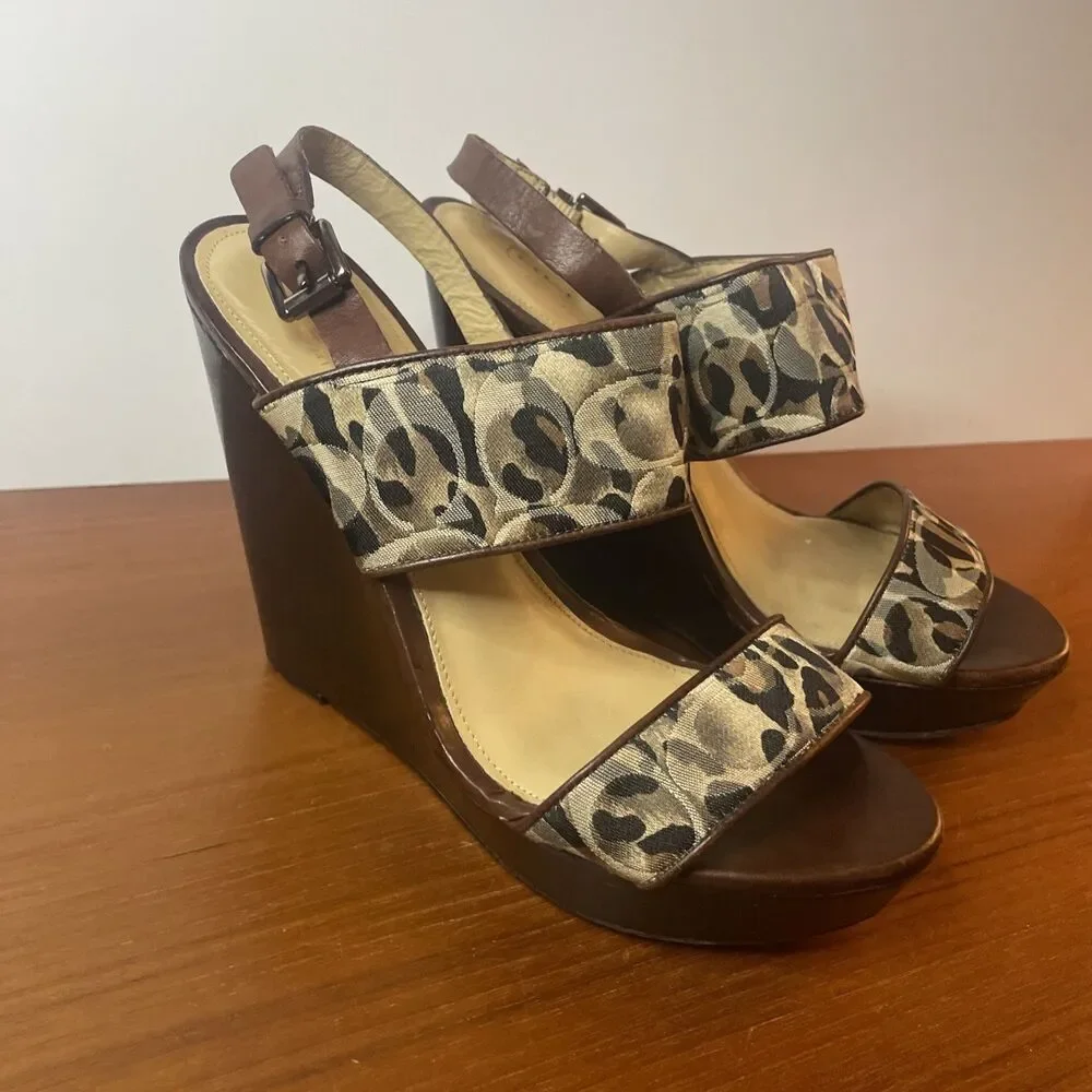 Coach Heels Wooden Wedge Leather Women’s Shoes Platform Size 8.5 - Picture 2 of 9